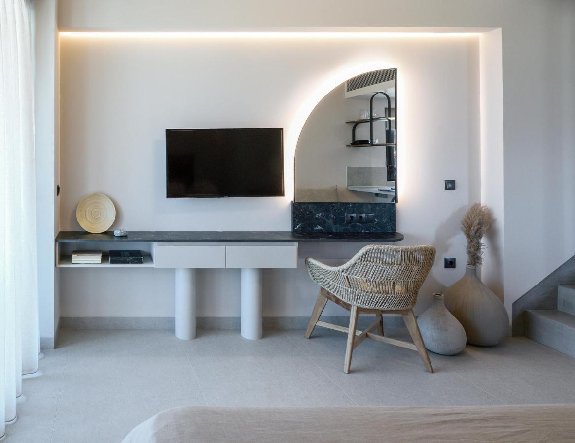 Anassa Butik Living Nikiti Aparthotel Bagian luar foto