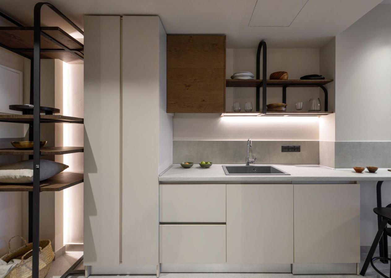 Anassa Butik Living Nikiti Aparthotel Bagian luar foto