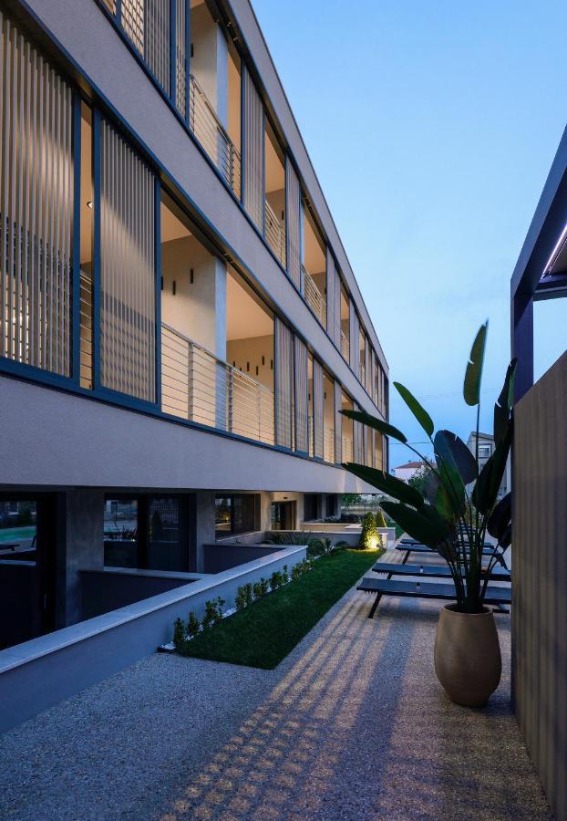 Anassa Butik Living Nikiti Aparthotel Bagian luar foto