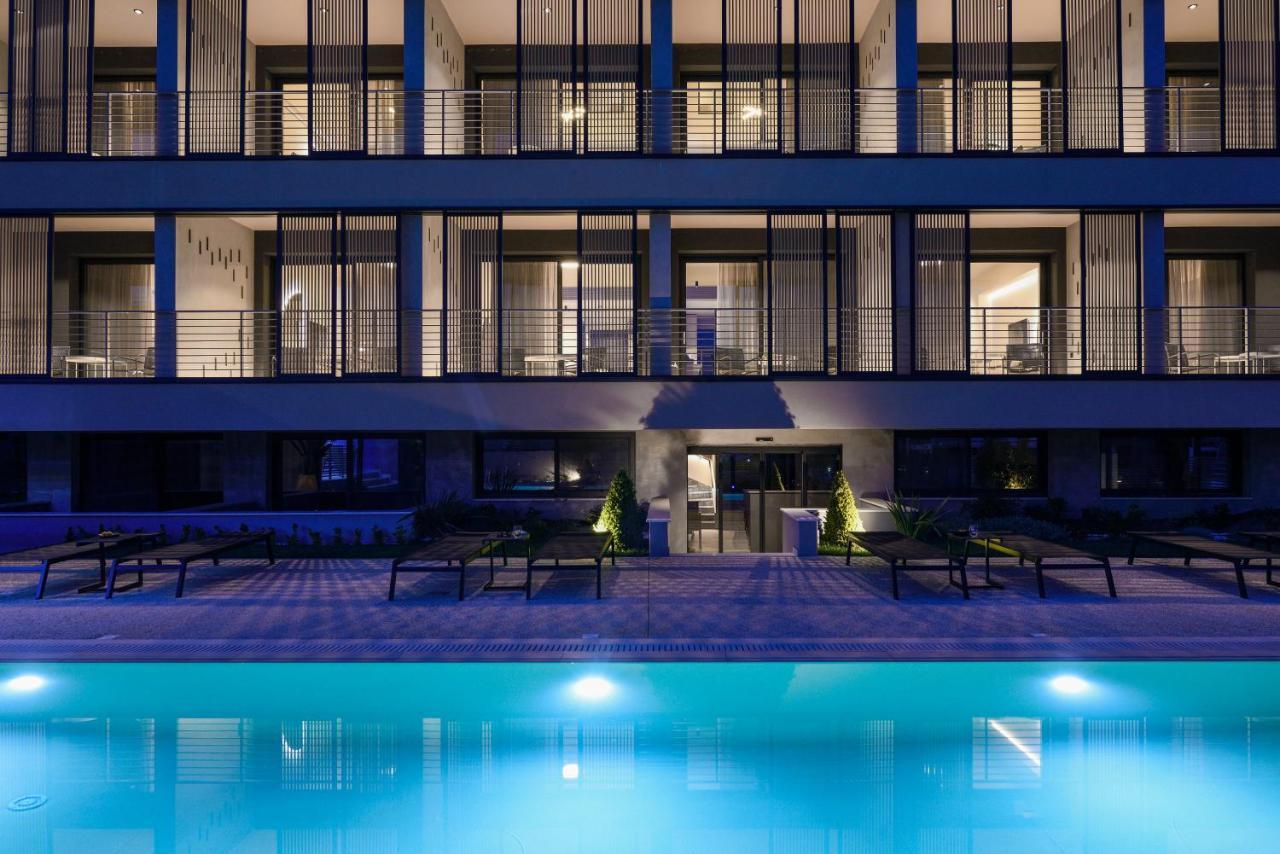 Anassa Butik Living Nikiti Aparthotel Bagian luar foto